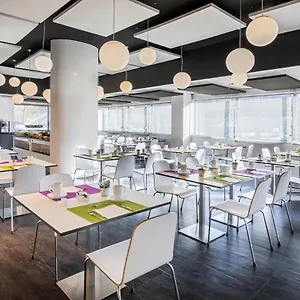 Hotel Zentral Castellana Norte, Madrid